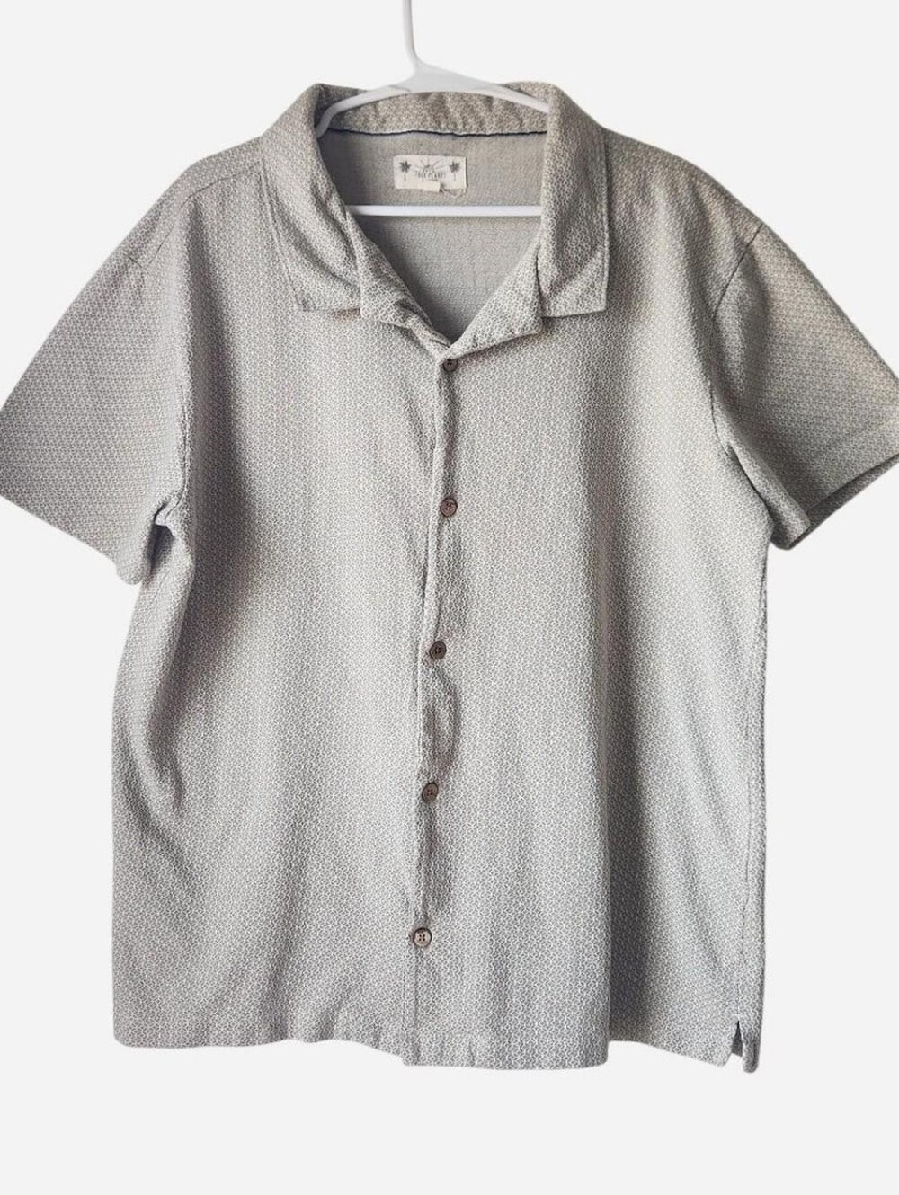 Free Planet Cotton Button Down